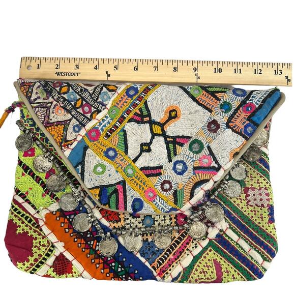 Anthropologie x Tylie Malibu Prana Clutch Purse Embroidered Patchwork Bag - Picture 10 of 11